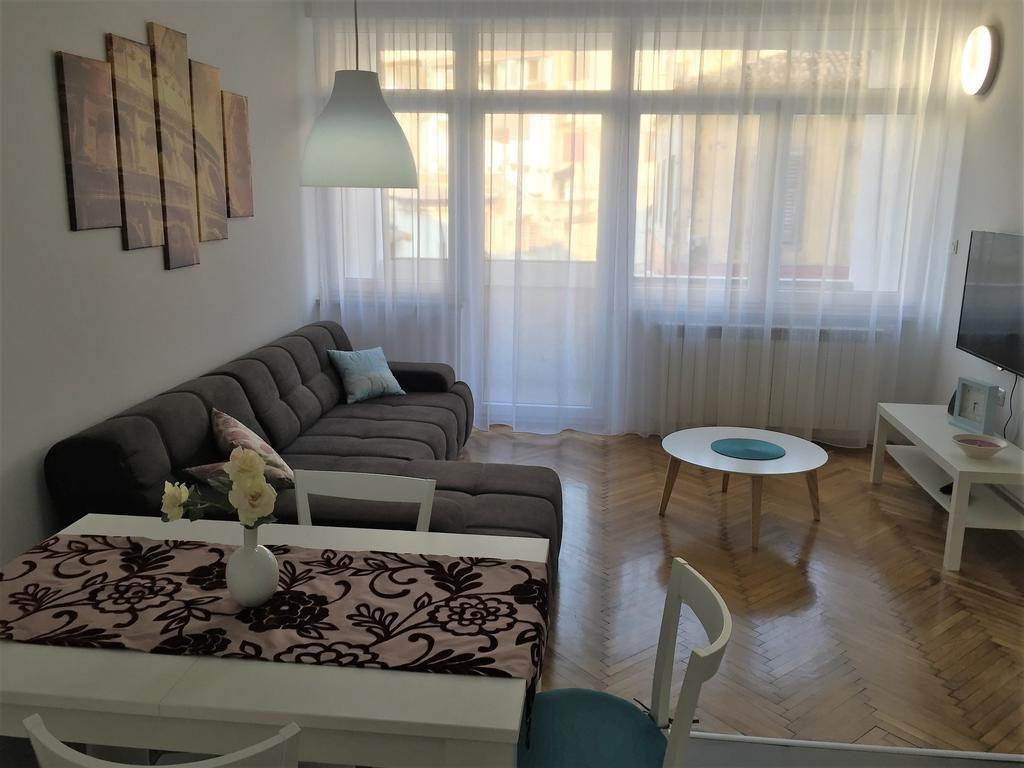 Arenacentar Apartments PUY מראה חיצוני תמונה
