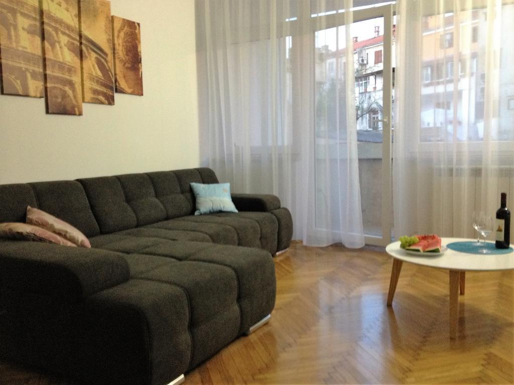 Arenacentar Apartments PUY מראה חיצוני תמונה